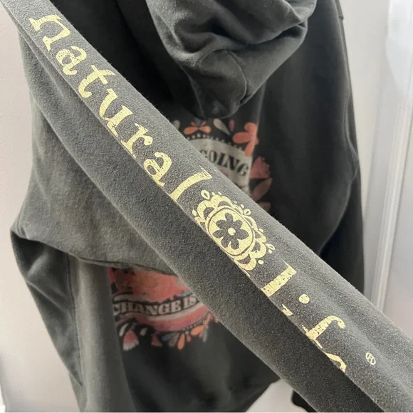 NATURAL LIFE Green Hoodie with Butterfly Design - Picture 3 of 7